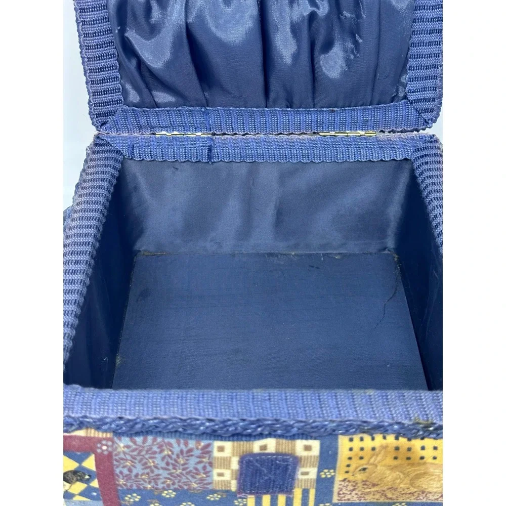 VTG Dyno Merchandise Sewing Basket Blue Tapestry Animal Patchwork Handle 9001